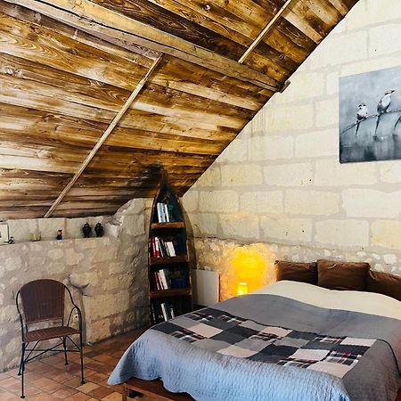 Chateau De La Thibaudiere - Chambre Du Tonneau Allonnes  외부 사진