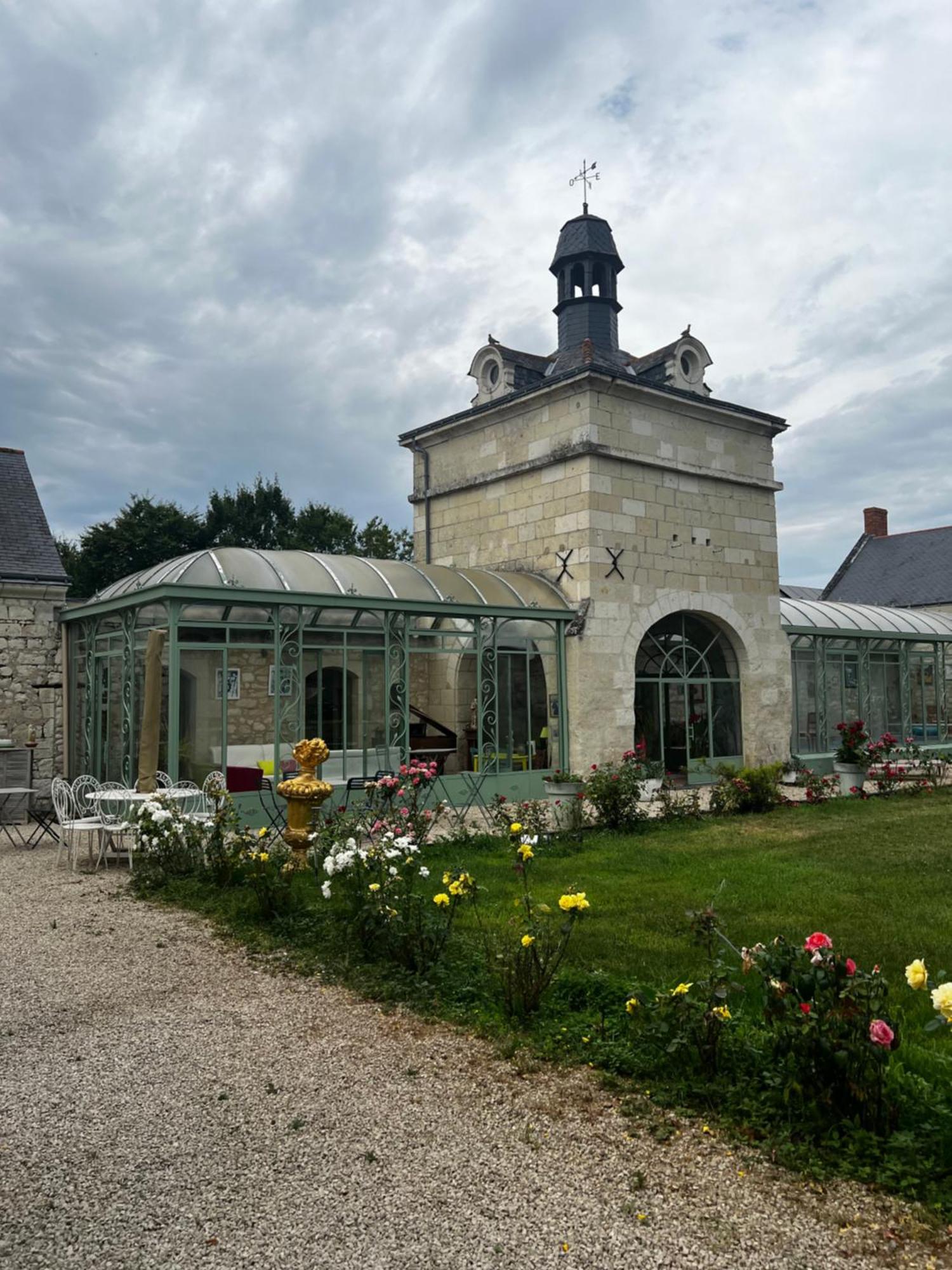 Chateau De La Thibaudiere - Chambre Du Tonneau Allonnes  외부 사진