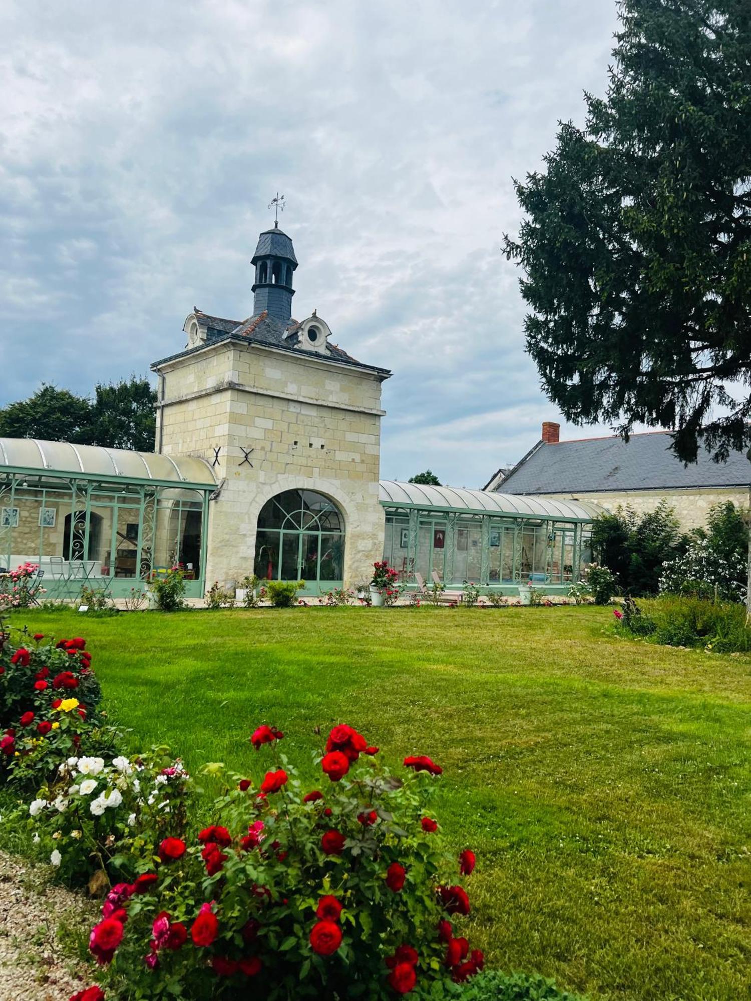Chateau De La Thibaudiere - Chambre Du Tonneau Allonnes  외부 사진