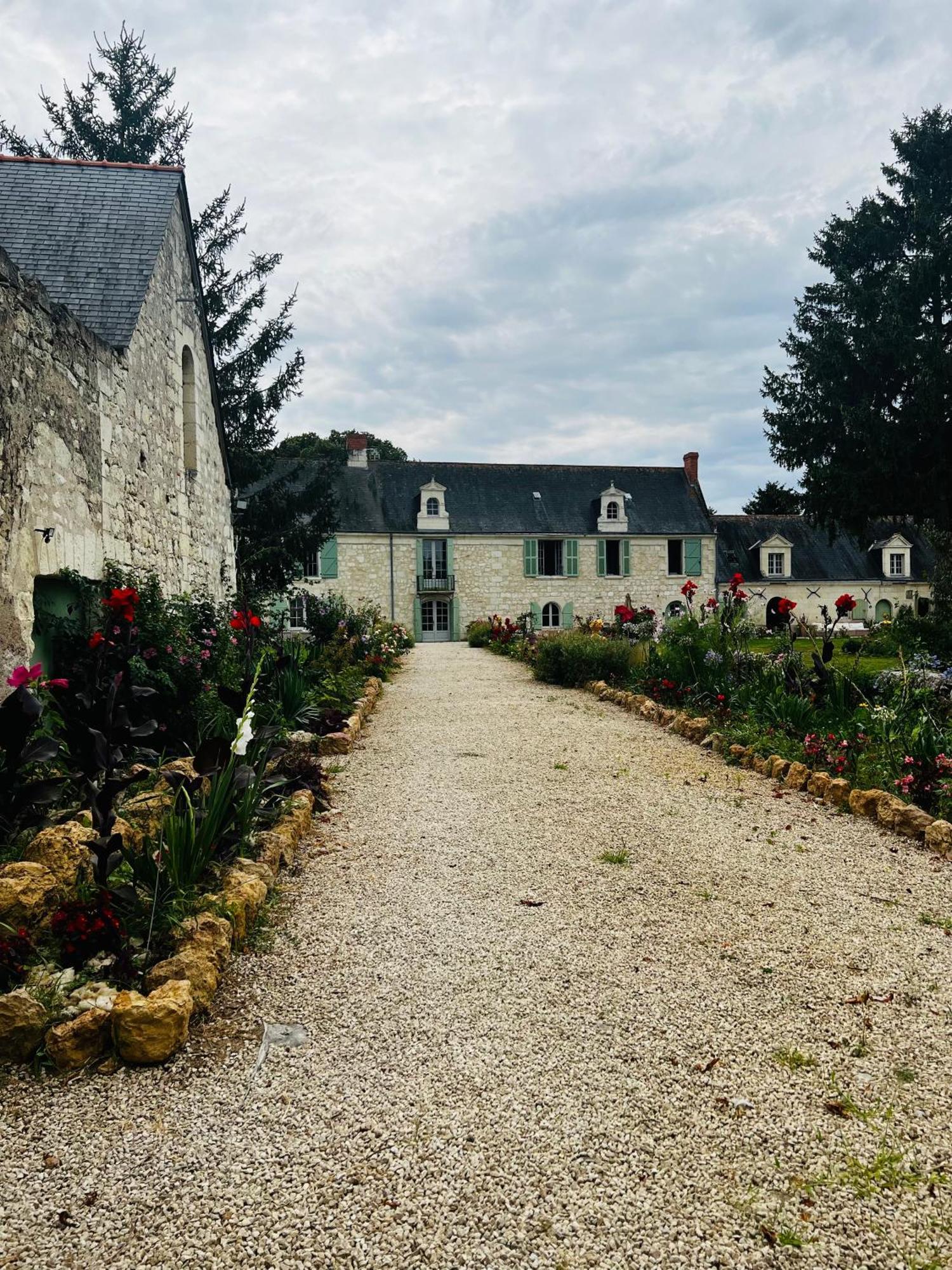 Chateau De La Thibaudiere - Chambre Du Tonneau Allonnes  외부 사진